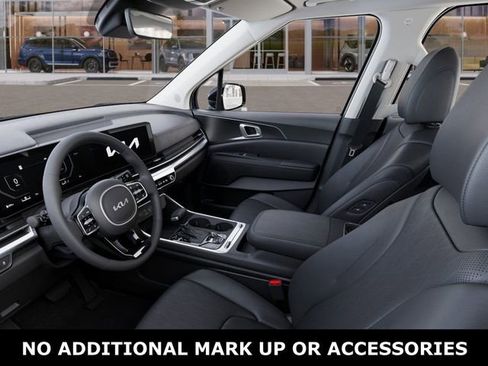 New 2026 Kia Carnival SX image 17