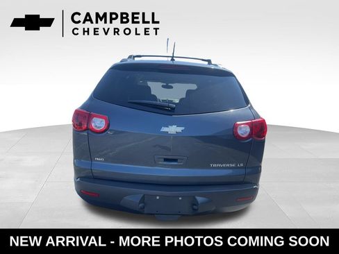 Used 2011 Chevrolet Traverse LS AWD/4WD image 4