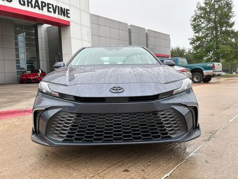 New 2026 Toyota Camry SE FWD image 3