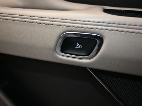 Used 2022 Lincoln Aviator Reserve w/ Elements Package Plus image 16