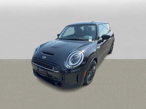 Used 2023 MINI Cooper S FWD image 4