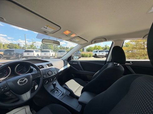Used 2012 MAZDA MAZDA3 i Touring FWD image 8