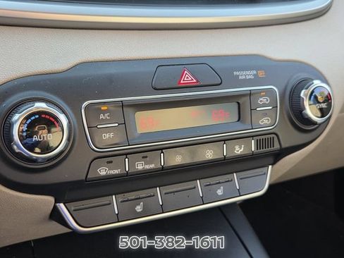 Used 2020 Kia Sorento LX w/ LX I4 Convenience Package AWD/4WD image 22