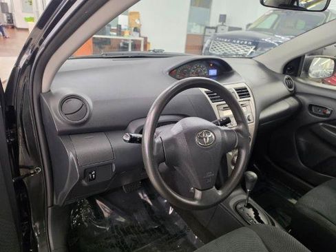 Used 2012 Toyota Yaris Sedan FWD image 8