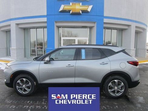 Certified 2024 Chevrolet Blazer LT w/ Convenience Package image 1