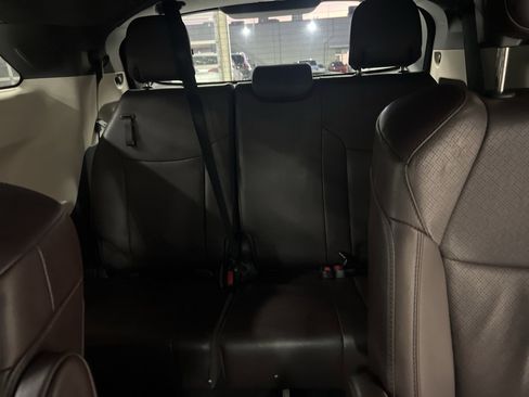 Used 2022 Toyota Sienna Platinum image 14