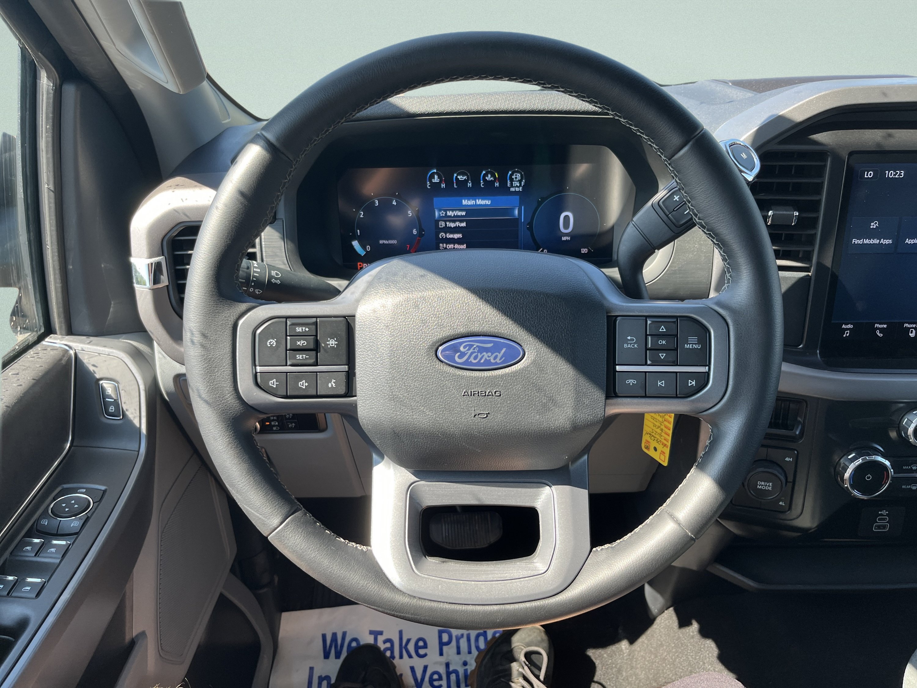 Used 2025 Ford F150 XLT w/ Equipment Group 301A Standard AWD/4WD image 15
