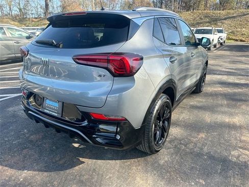 Used 2024 Buick Encore GX Sport Touring image 16