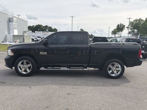 Used 2015 RAM 1500 Express RWD image 9