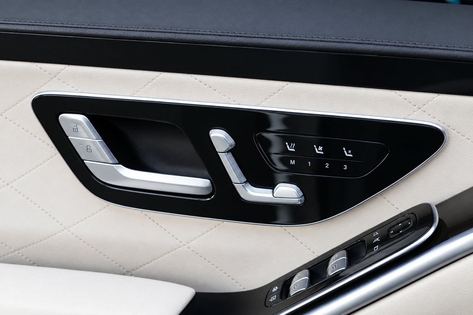 Used 2022 Mercedes-Benz S 580 4MATIC Sedan image 29