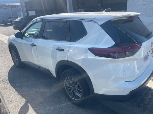 Certified 2024 Nissan Rogue S image 4