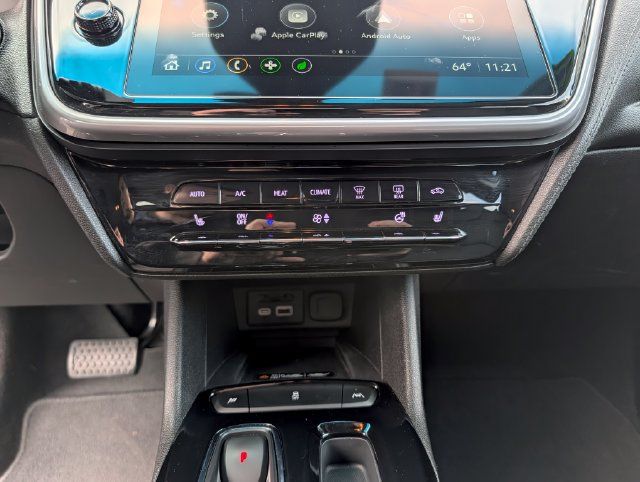 Used 2023 Chevrolet Bolt LT w/ Infotainment Package FWD image 23