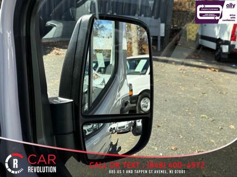 Used 2022 Ford Transit 350 XLT image 45