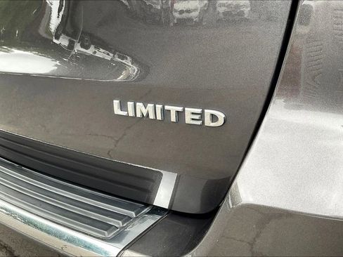 Used 2016 Jeep Grand Cherokee Limited w/ Trailer Tow Group IV RWD image 24