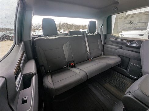 New 2026 GMC Sierra 1500 SLE w/ X31 Off-Road Package AWD/4WD image 17