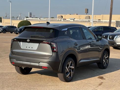 New 2026 Nissan Kicks SV w/ SV Premium Package image 9