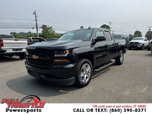 Used 2019 Chevrolet Silverado 1500 Custom w/ Custom Convenience Package RWD image 4