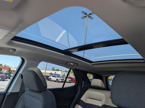 Used 2021 Chevrolet Equinox LT AWD/4WD image 20