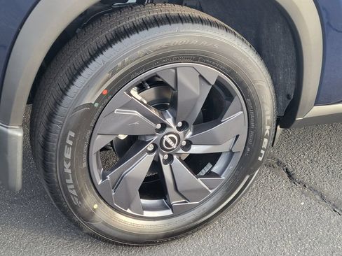 New 2026 Nissan Rogue SV FWD image 3