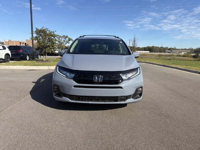Used 2025 Honda Odyssey Touring image 8