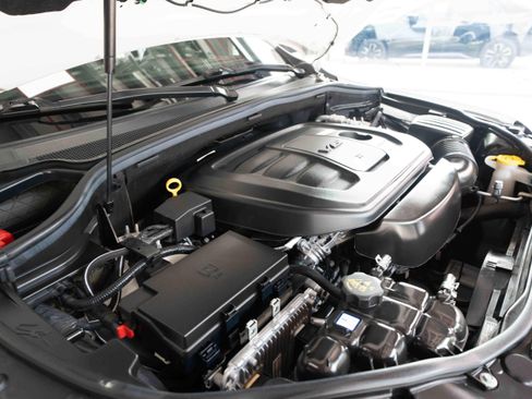 Used 2021 Jeep Grand Cherokee Laredo X AWD/4WD image 32