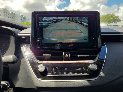 Used 2025 Toyota Corolla LE image 19