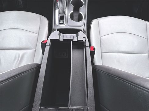 Used 2019 Chevrolet Equinox Premier image 33