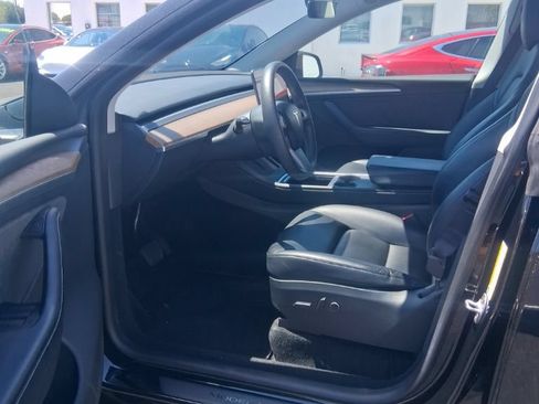 Used 2023 Tesla Model Y Long Range AWD/4WD image 8
