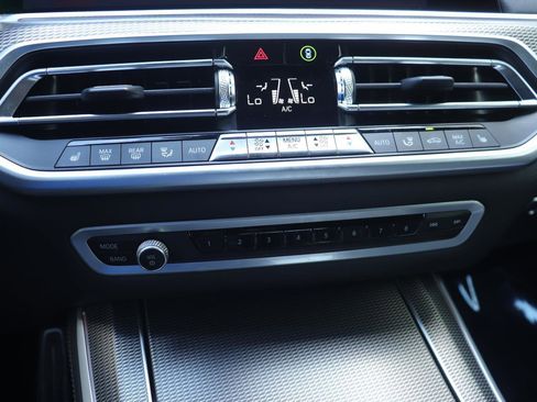 Used 2022 BMW X5 sDrive40i w/ M Sport Package image 38