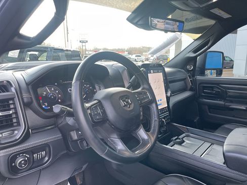 Used 2023 RAM 2500 Limited image 21