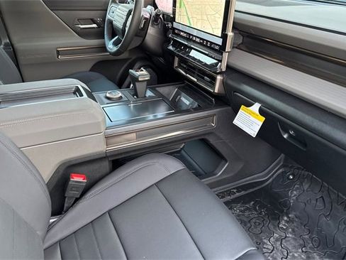 New 2025 GMC Hummer EV 2X image 15