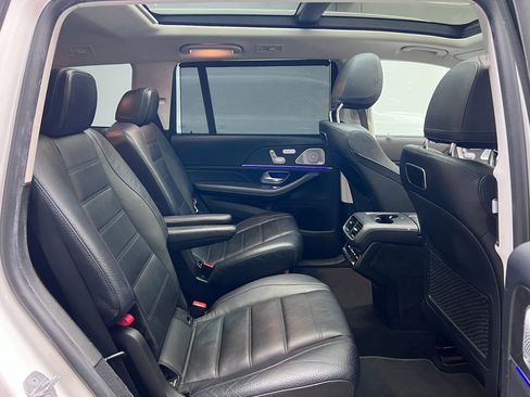 Used 2020 Mercedes-Benz GLS 450 4MATIC image 24