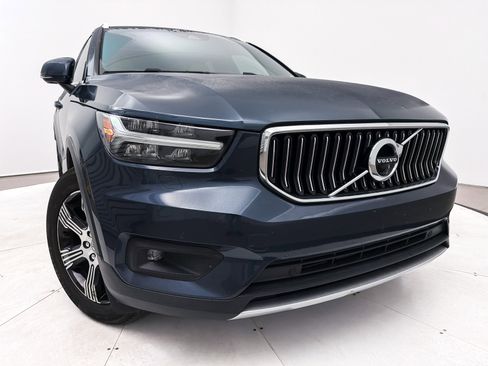 Used 2021 Volvo XC40 T5 Inscription w/ Advanced Package image 2