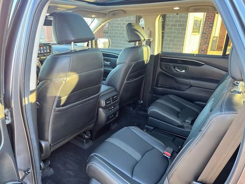 Used 2024 Honda Pilot Touring image 27