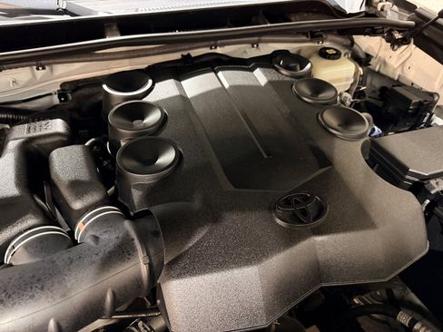 Used 2021 Toyota 4Runner TRD Off-Road Premium image 23