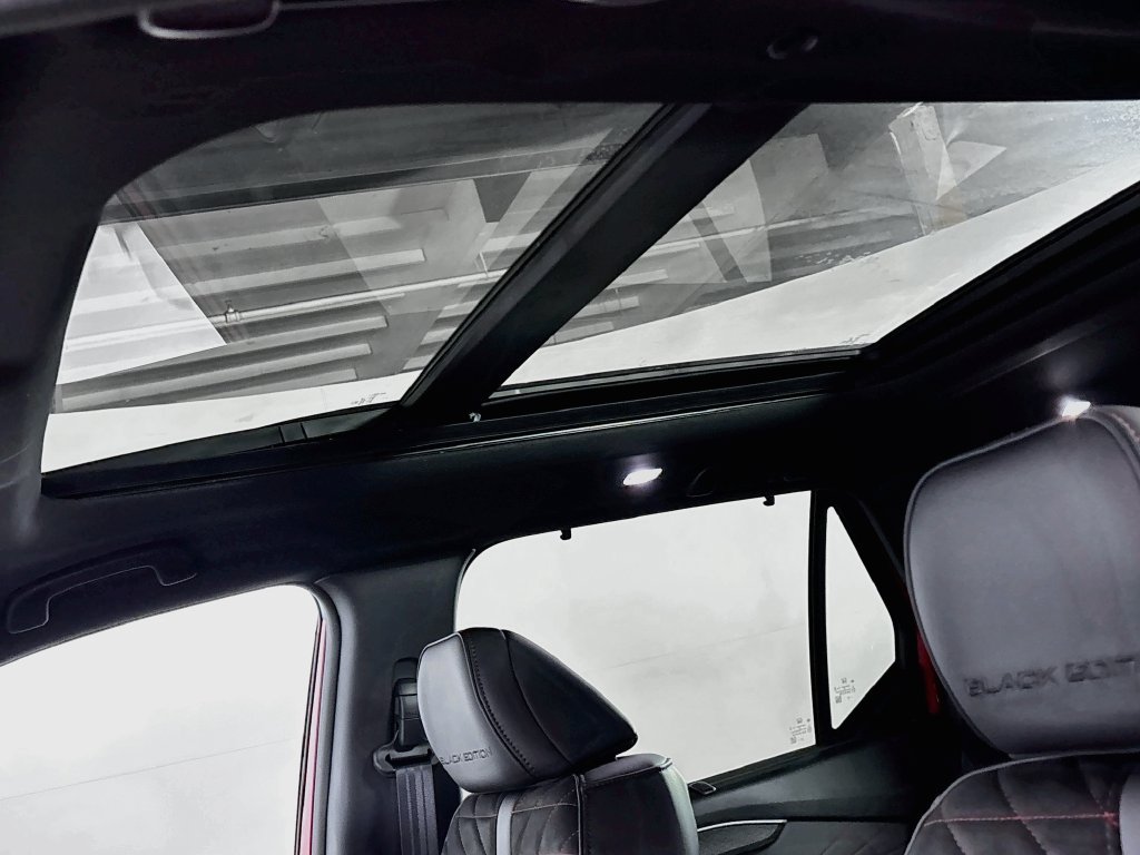 New 2026 Honda Pilot Black Edition image 19