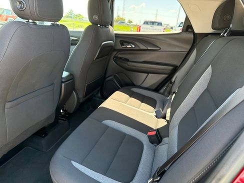 Used 2024 Chevrolet TrailBlazer LS w/ LS Convenience Package FWD image 11