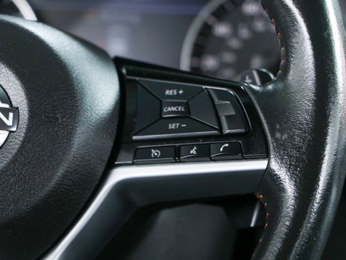Used 2024 Nissan Altima 2.5 SR FWD image 14