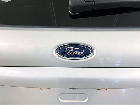 Used 2018 Ford EcoSport SE w/ SE Convenience Package image 24