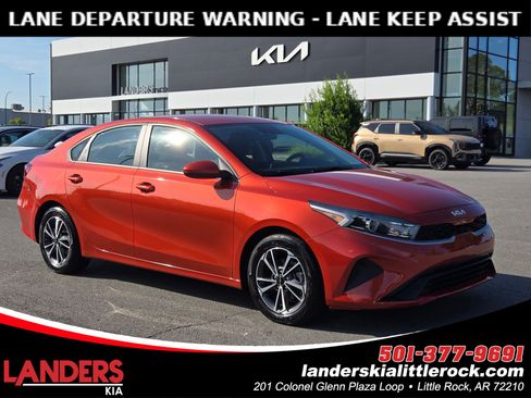 Used 2022 Kia Forte LXS FWD image 1