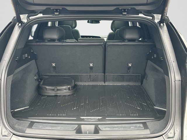 Certified 2025 Cadillac Lyriq Luxury AWD/4WD image 19
