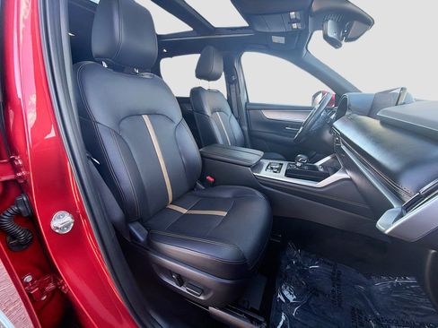 Used 2024 MAZDA CX-90 Plug-In Hybrid w/ Premium Plus AWD/4WD image 35