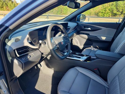 New 2026 Buick Envista Avenir image 12