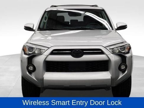 Used 2021 Toyota 4Runner SR5 Premium image 4