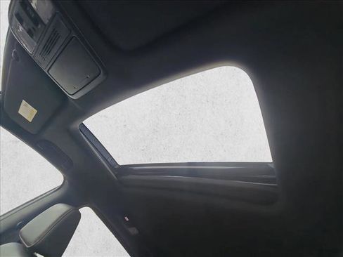Used 2025 Honda Odyssey Sport-L image 16