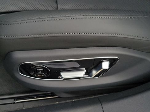 New 2026 Audi A8 L 3.0T AWD/4WD image 19