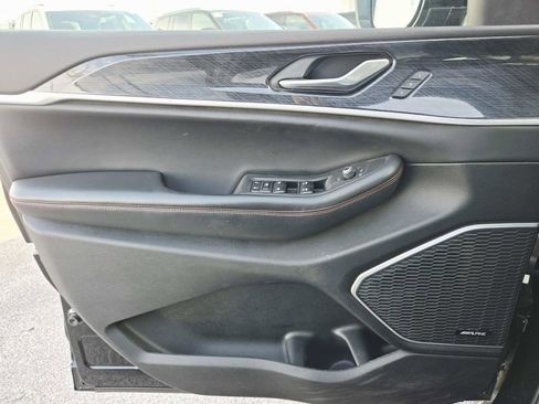 Certified 2022 Jeep Grand Cherokee Trailhawk image 38