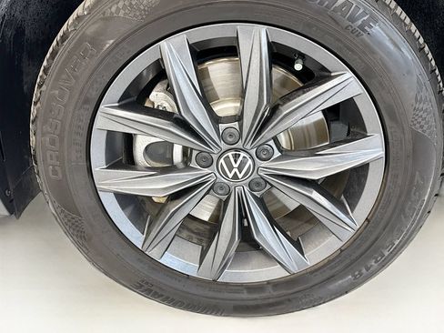 Used 2022 Volkswagen Tiguan SE FWD image 31