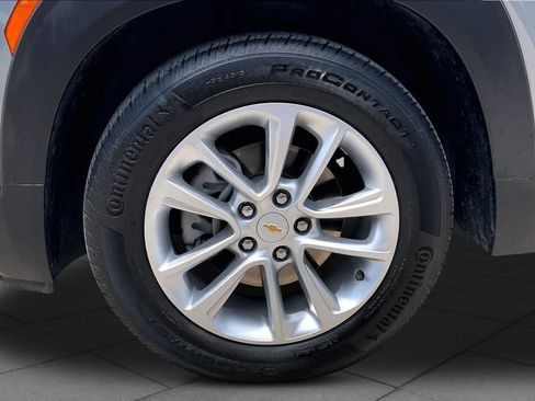 Used 2024 Chevrolet TrailBlazer LS w/ LS Convenience Package FWD image 10