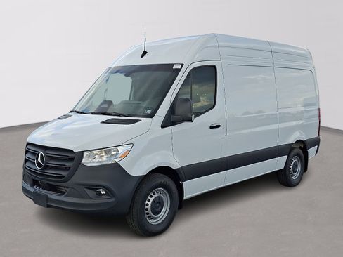 Used 2026 Mercedes-Benz Sprinter 2500 image 1